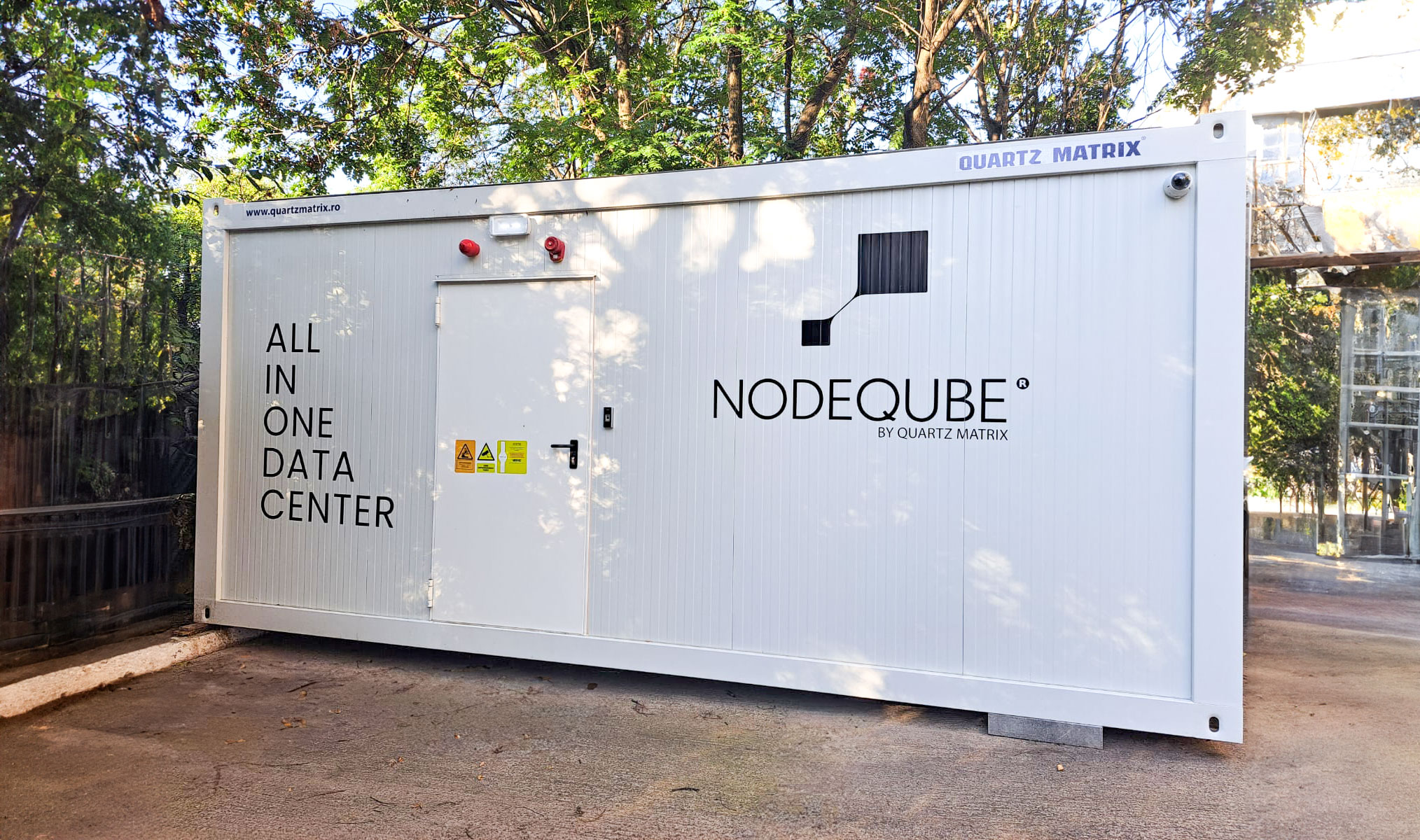 Micro Data Center